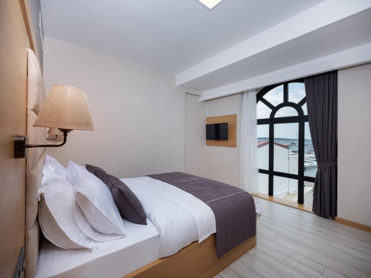 Ma-Si Urla Hotel Ngoại thất bức ảnh