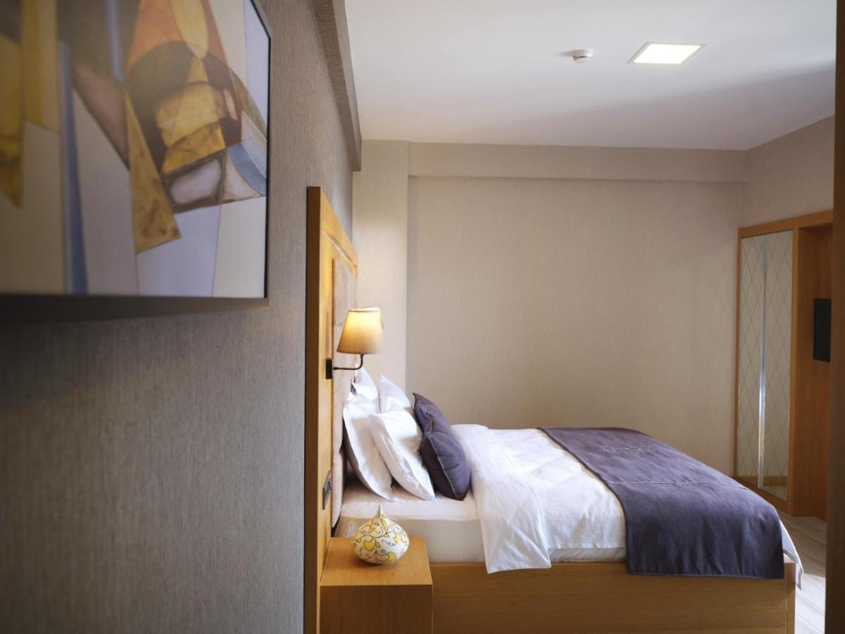 Ma-Si Urla Hotel Ngoại thất bức ảnh