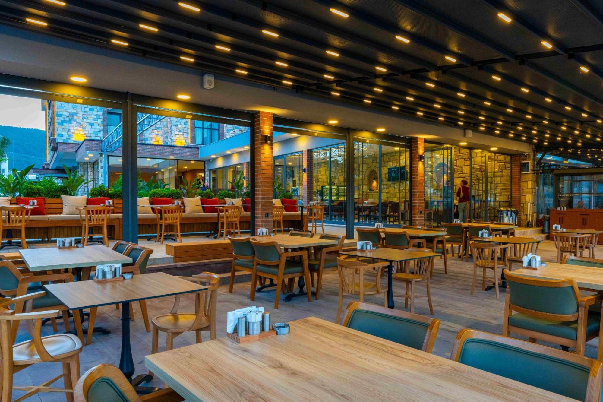 Ma-Si Urla Hotel Ngoại thất bức ảnh