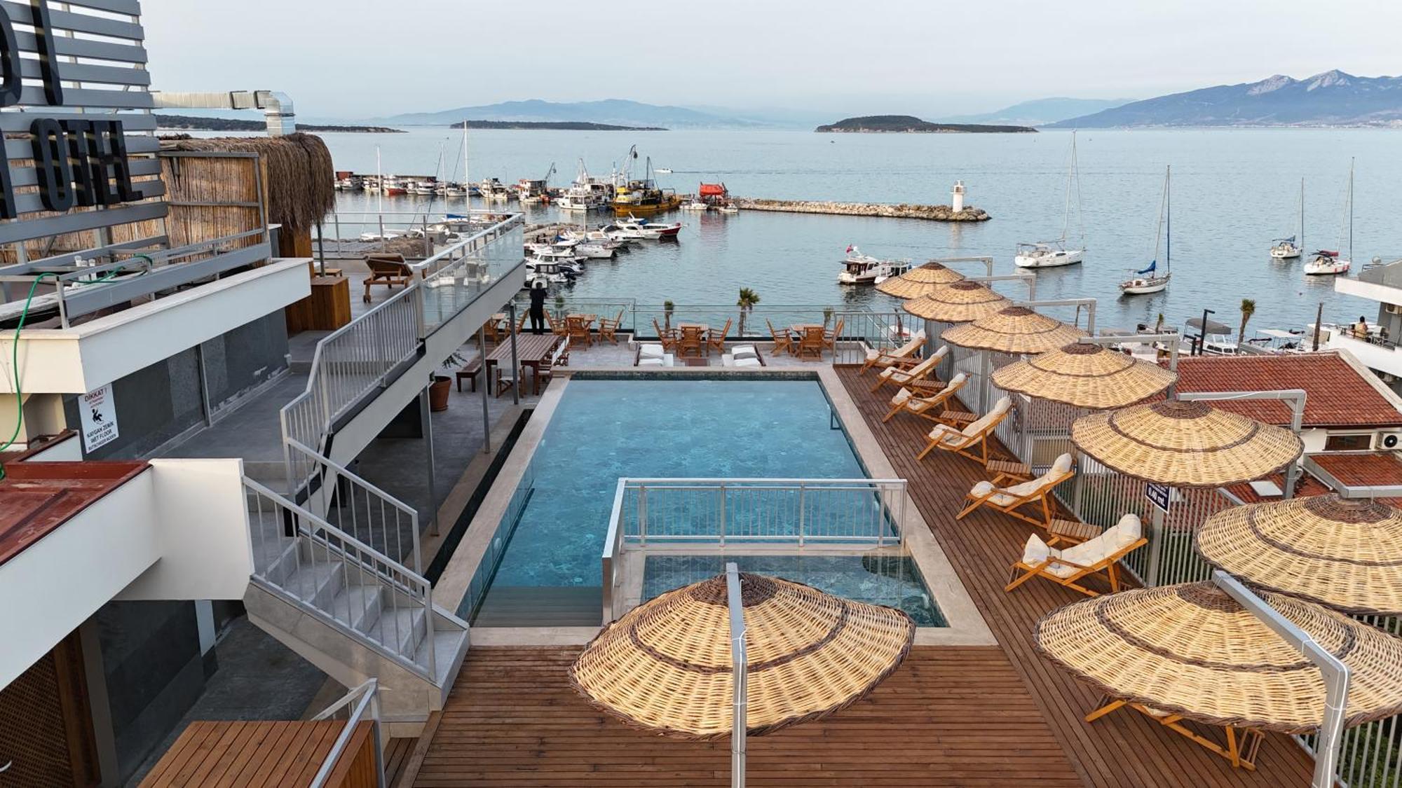 Ma-Si Urla Hotel Ngoại thất bức ảnh